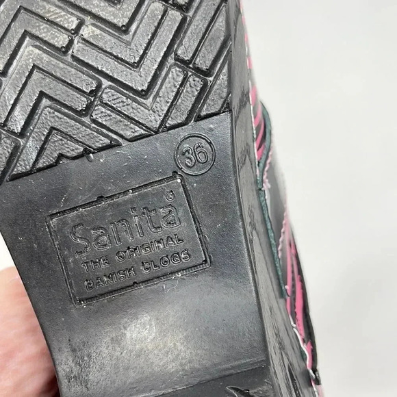 Sanita Breast Cancer Zebra pink Professional Clogs - Picture 6 of 10